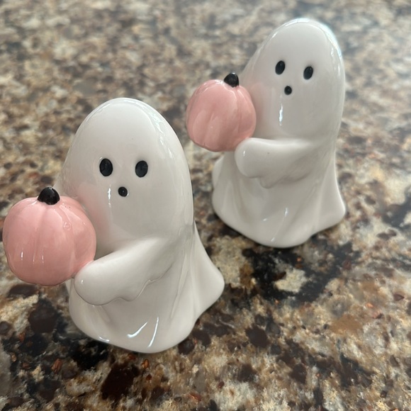 Bootiful Ceramic Ghost Halloween Decorative Figurine - Hyde & EEK! Last one - Picture 4 of 4